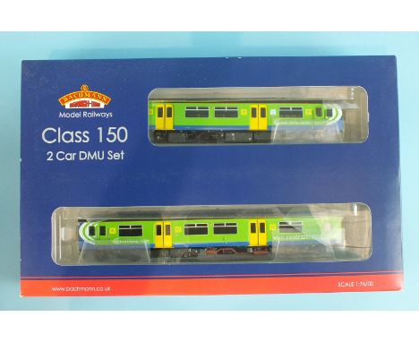 Bachmann, 32-926 Class 150/1 2-car DMU Set, "Centro", boxed.