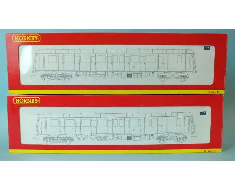 Hornby two Class 121 Driving Mover Brakes: R2509A, W55032 and R2769 Chiltern Railways 121020, both boxed, (2).