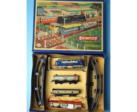 A Welsotoys Brimtoy battery-operated train set, comprising D5001 diesel, Esso tanker, open wagon, battery holder and track, b