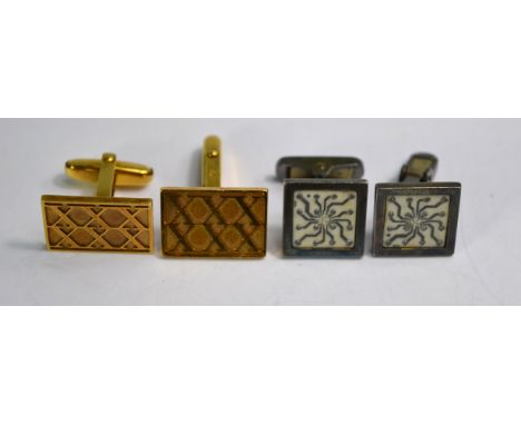 Pair of rectangular yellow metal cufflinks stamped 9kt, approx &nbsp;to/w pair of square silver cufflinks (2)