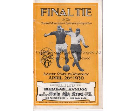 1930 FA CUP FINAL / ARSENAL V HUDDERSFIELD TOWN      Programme for the first major trophy won by Arsenal. Very slight crease 