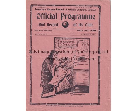 SPURS       Programme Tottenham v Southampton 24/12/1938. Light vertical fold at edge. No writing. Generally good            