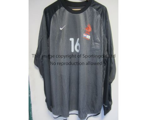 SANDER WESTERVELD PLAYER ISSUE HOLLAND SHIRT        A grey goalkeeper shirt with 16 and match details on the front for the ma