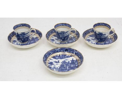 Late 18th Century blue and white cups and saucers Caughley, three cups and four saucers