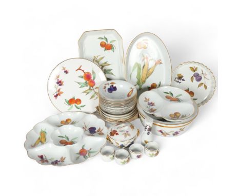 Royal Worcester Evesham pattern serving dishes, cereal bowls, fruit bowl, etc 