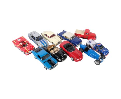 A selection of loose 1/18 scale diecast model vehicles, various brands including Solido, Maisto, Ertl, etc (19) 