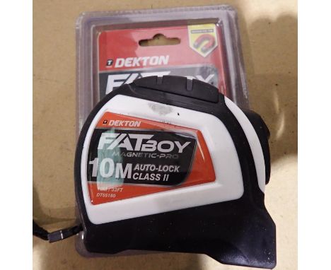 New and unused Fatboy magnetic auto lock 10 m tape measure. P&amp;P Group 1 (£14+VAT for the first lot and £1+VAT for subsequ