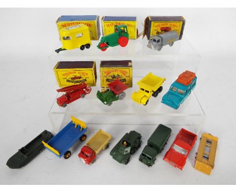 Matchbox, Moko, Lesney - A collection of 14 (5 boxed with 9 unboxed) Matchbox Regular Wheels. Boxed examples include #43 Pony