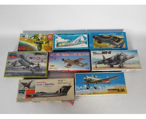 Cooperativa - Fujimi - Intech - 8 x boxed 1:72 scale aircraft model kits including # T06-295 De Havilland Sea Venom Mk21/53, 