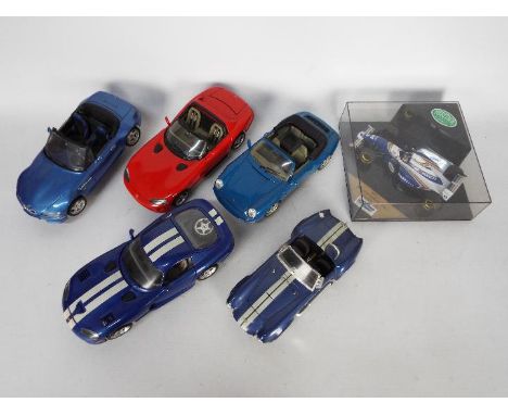 Bburago - Road Tough - Onyx - 5 x unboxed 1:18 scale cars and a boxed F1 car. Lot includes Shelby Cobra, BMW Z3M, Porsche 911