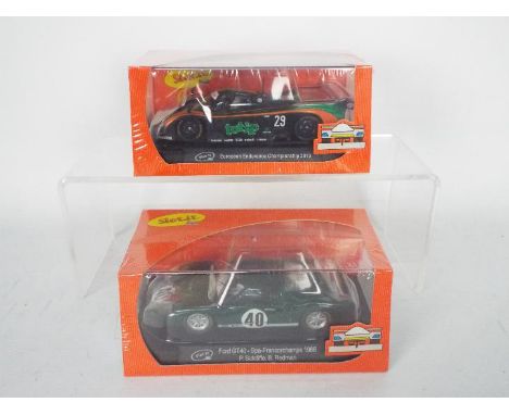 Slot.it - Two boxed 1:32 scale slot cars from Slot.it. Lot consists of CA18c Ford GT40 Spa Francorchamps 1966 'P.Sutcliffe, B