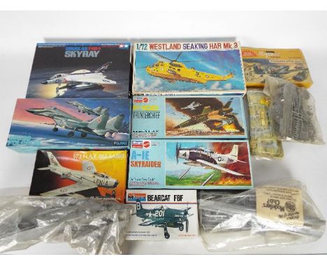 Tamiya - Fujima - Monogram - Remus - 11 x model kits in 1:72 scale including # 1016 Supermarine Spitfire Mk8/9, # G-18 Mikoya