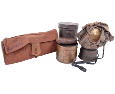 M.16 Gas Mask Canvas Holder (Segeltuchtaschen), an extremely good condition light maroon bordering on mid tan cylindrical can