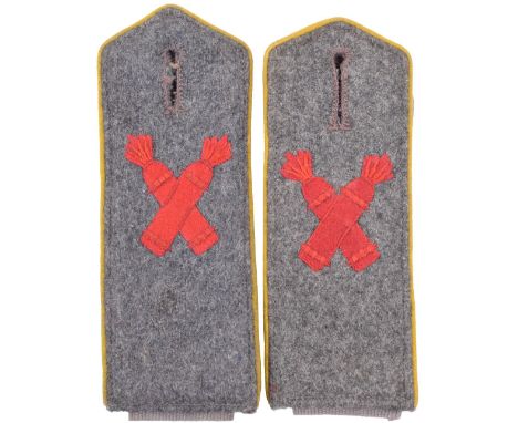 Foot Artillery Enlisted Mans M.1907 Shoulder Straps, very nice matching set of shoulder straps for the 07 uniform, field grey