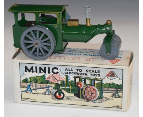 Tri-ang Minic clockwork tinplate Steam Roller in green with grey wheels, in original box.&nbsp;&nbsp;