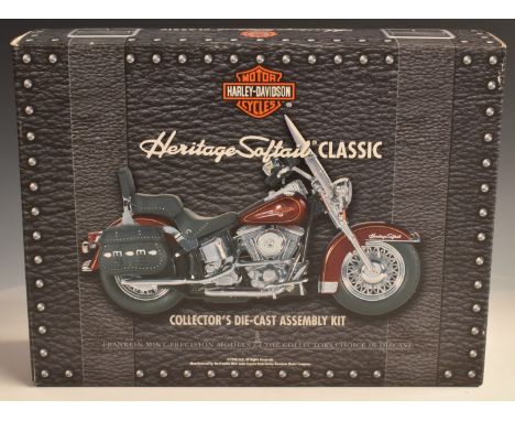 Harley Davidson Cycles Heritage Safari Classic collectors diecast assembly kit by Franklin Mint Precision models, with instru