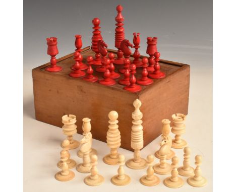 A 19thC stained ivory chess set, height of king 9.2cm