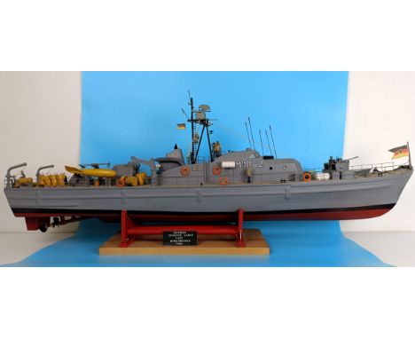 A remote control model, of a Robbie Schutze class minesweeper, 1:40 scale, 120 cm, on a standUntested but believed to be work