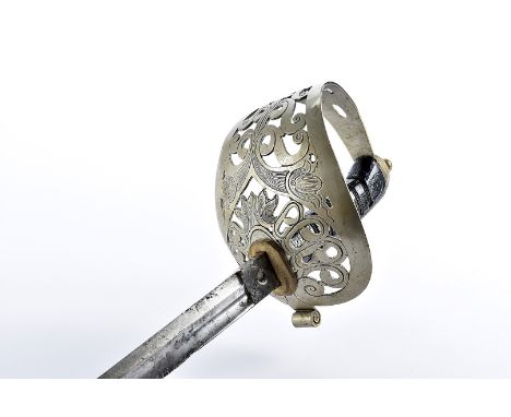 An Edward VII 1821 Pattern Heavy Cavalry Officer's sword, by Thurkle & Sons, having 83cm long etched blade, proof marked, wit