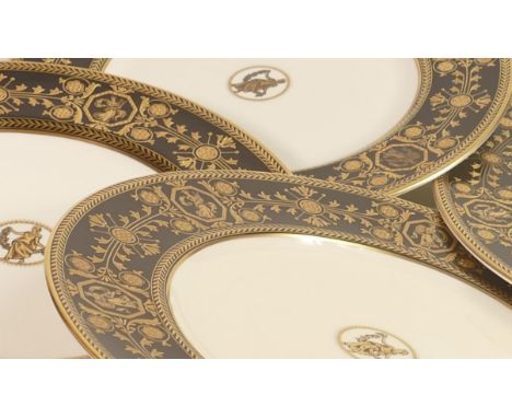 Four Wedgwood Astbury dinner plates. Diameter 27cm. 