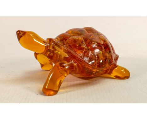Amber model of a Tortoise, length 12.5cm. 