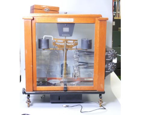 Oertling wooden cased electronic sensitive laboratory scales &amp; weights. 