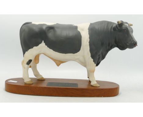 Beswick Connoisseur model of a Friesian bull on wood plinth A2580. 