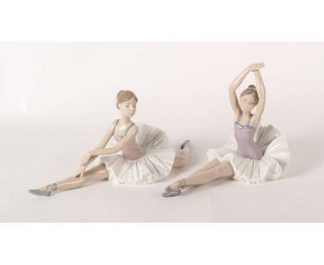 Two Nao porcelain figures of ballerinash.23cm