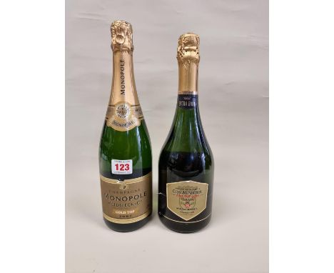A 75cl bottle of Heidsieck Monopole 'Gold Top' 2005 Vintage Champagne; together with a 75cl bottle of Clos Monistol 2005 Vint