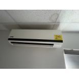 York minisplit air conditioner with control, Model YSEA12FS-ADK, 100001010140290127, Series, 220 Vo