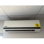York minisplit air conditioner with control, Model YSEA12FS-ADK, Series 100001010140290201, 220 Vol