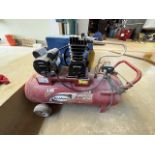 Evans 3 hp air compressor with a capacity of 108 liters, with a Siemens 1.5 hp motor; 220V/60Hz. /