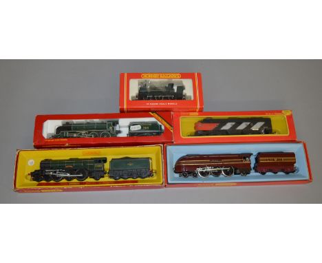 OO Gauge. 5 boxed Hornby and Tri-ang /Hornby Locomotives, R.165 GWR 0-6-0, R.154 SR Class N15 'Sir Dinadan', R.0551 Canadian 