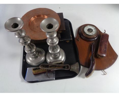 A tray of early 20th century leather cased plated berry spoons, fish cutlery and servers, antique copper plate, plated cigare