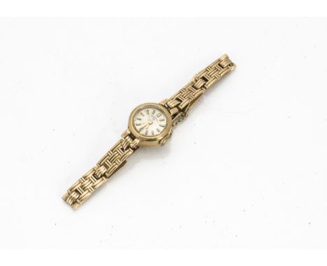 A c1960s Rotary 9ct gold lady's wristwatch, circular on 9ct gold bracelet, 12.5g 