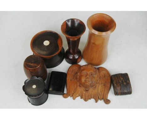 A box of miscellaneous items, to include a lacquered pocket snuff box, yew wood coasters, treen etc 