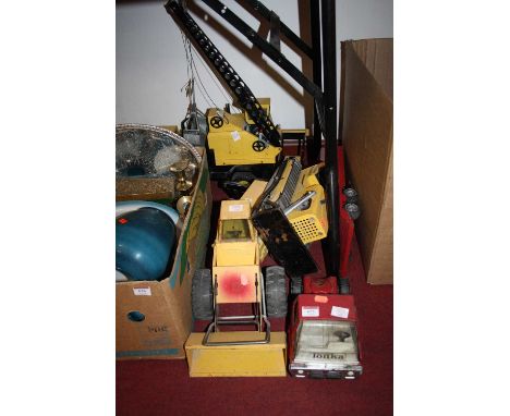 A collection of vintage Tonka toys