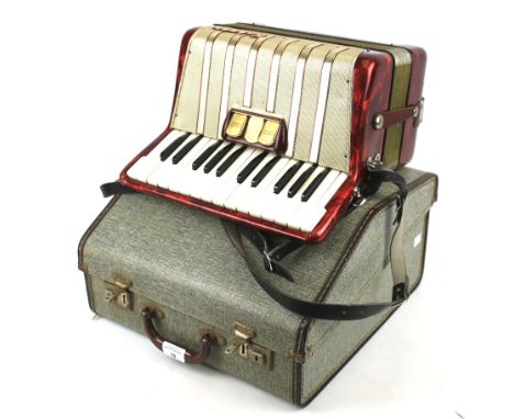 A Honer student VM accordion. Contained within a carry case with a single handle, L39cm Condition Report: Bellow appear ok al