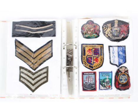 A collection of approximately 160 military and police cloth badges and others, including 24 Squadron RAF, North Yorkshire Pol