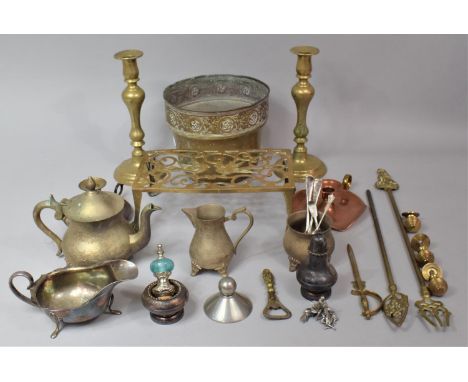 A Collection of Various Metalwares to comprise Brass Trivet Stand, Candlesticks, Copper Planter, Bed Chamber Sticks Etc 