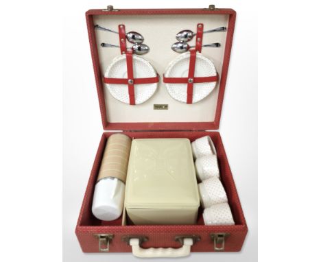 A Brexton picnic set in box.