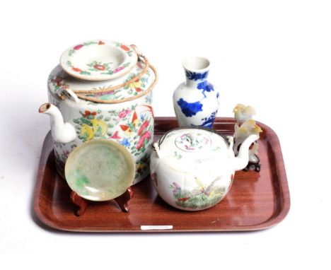 Oriental items comprising: two Chinese porcelain teapots; a Chinese porcelain blue and white vase and three pieces of Jade