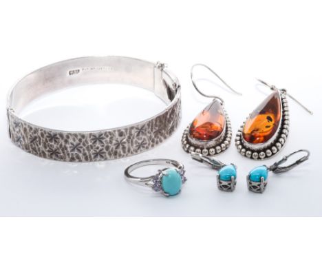 Ladies hallmarked silver textured finished hinge bangle, modern amber and silver drop earrings, silver and turquoise dress ri