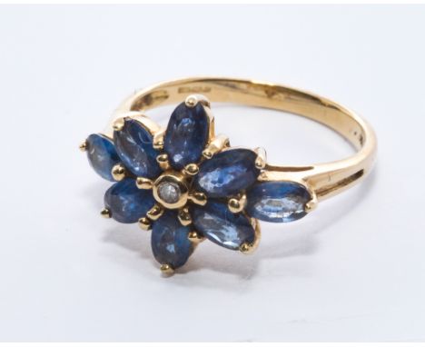 9ct gold sapphire and diamond cluster ring.  Size N