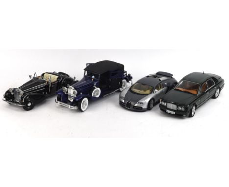 Five 1:18 scale die-cast vehicles comprising ; AUTOart Bugatti EB 16.4 Veyron, Sun Star Horch 1938 Sport Cabriolet, Minichamp