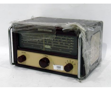 Eddystone vintage radio receiver in maroon metal case by Stratton and Co serial number IM3495, also bearing serial number SG5