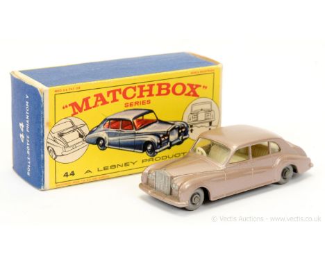 Matchbox Regular Wheels 44b Rolls Royce Phantom V - Stannard Code 2 with 24-tread grey plastic wheels - Excellent with some p