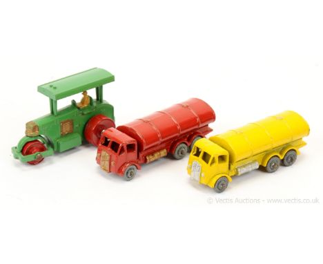 Matchbox Regular Wheels group of unboxed 1950's issue models (1) 1a Aveling Barford Diesel Road Roller - light green body wit