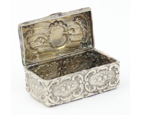 A superb quality 900 silver snuff box with embossed decoration, indistinctly marked but possibly German, XRF confirmed as 900
