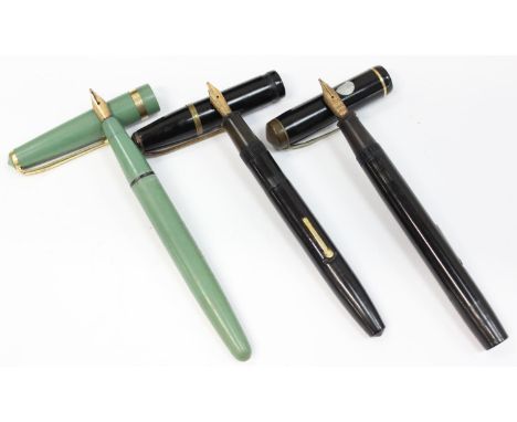 3 assorted vintage Conway Stewart fountain pens with 14ct gold nibs, to include an 85L in black, 57 in green &amp; 286 in bla